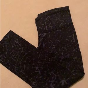 Black lulu lemon legging
